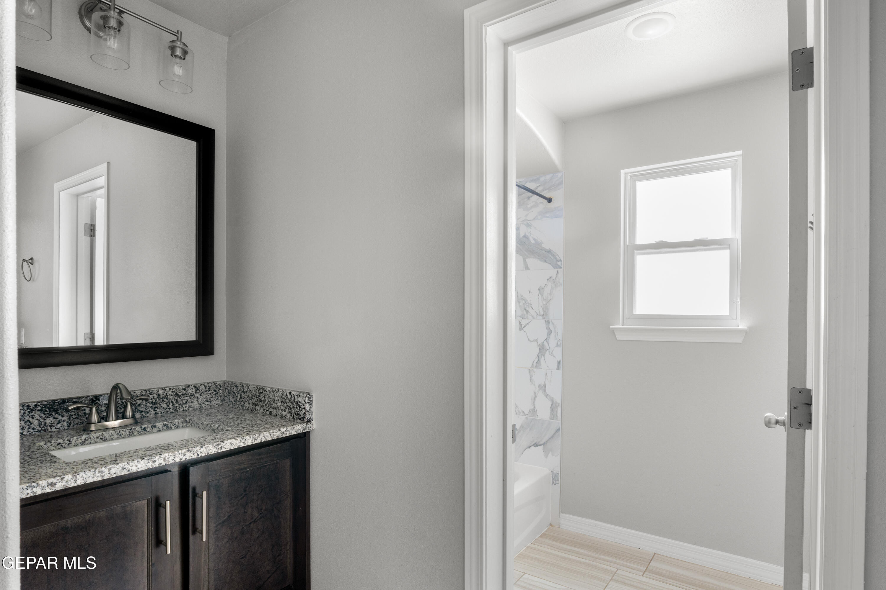 13636 Glen Vista Lane