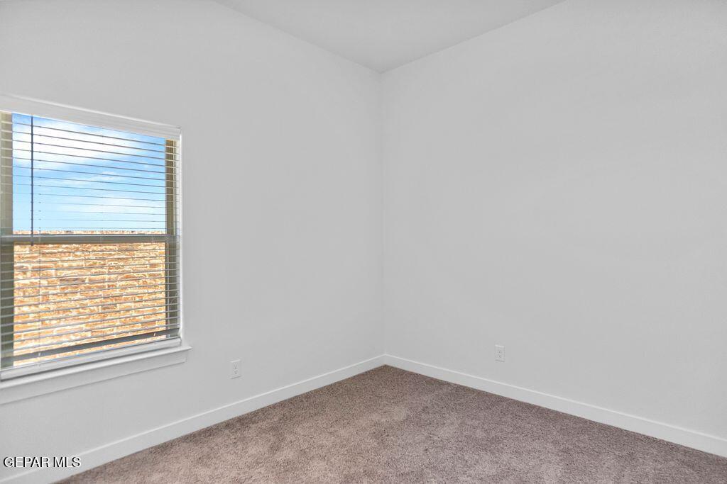 3752 Peak Place