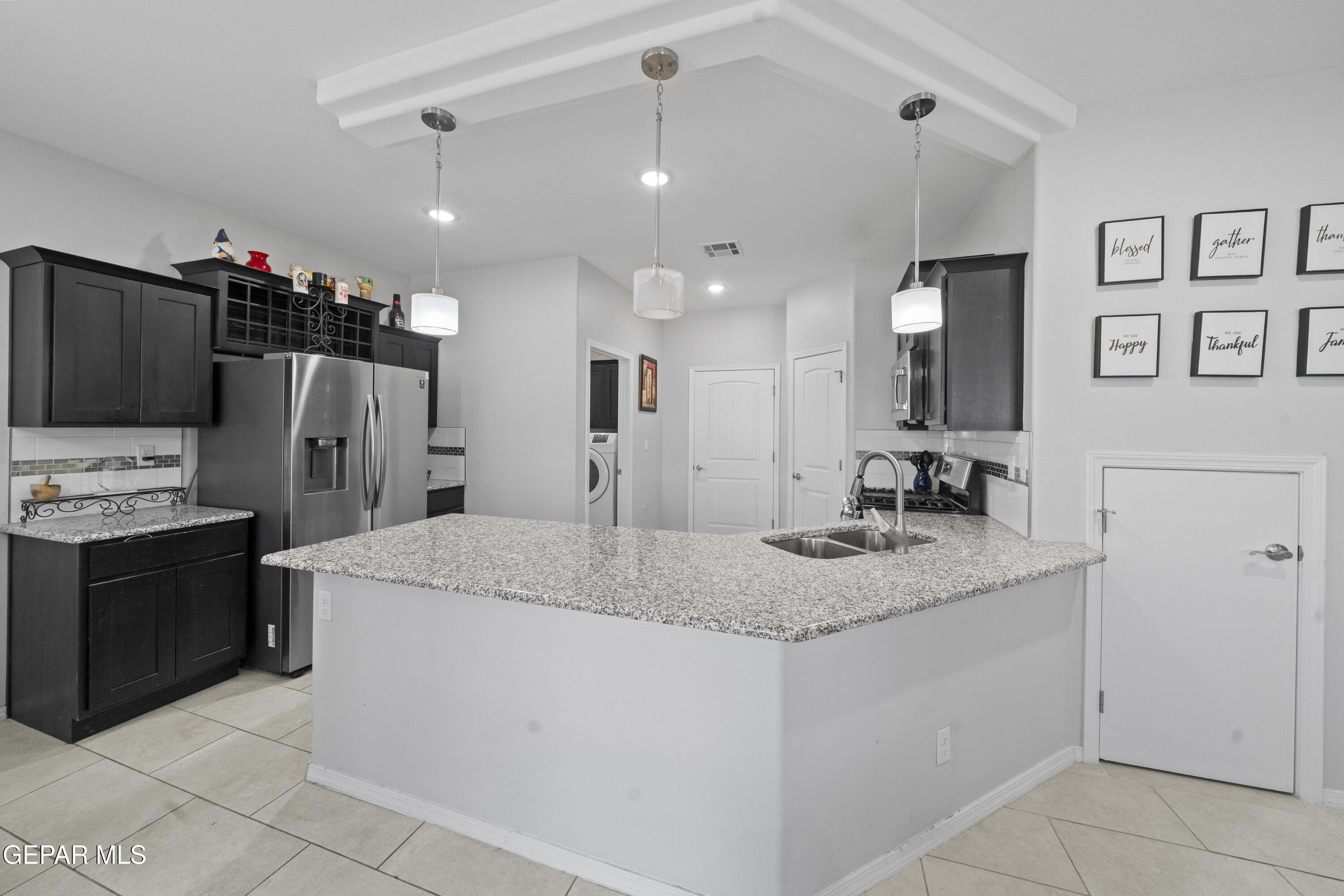 14633 CIAMBRIELLO Avenue