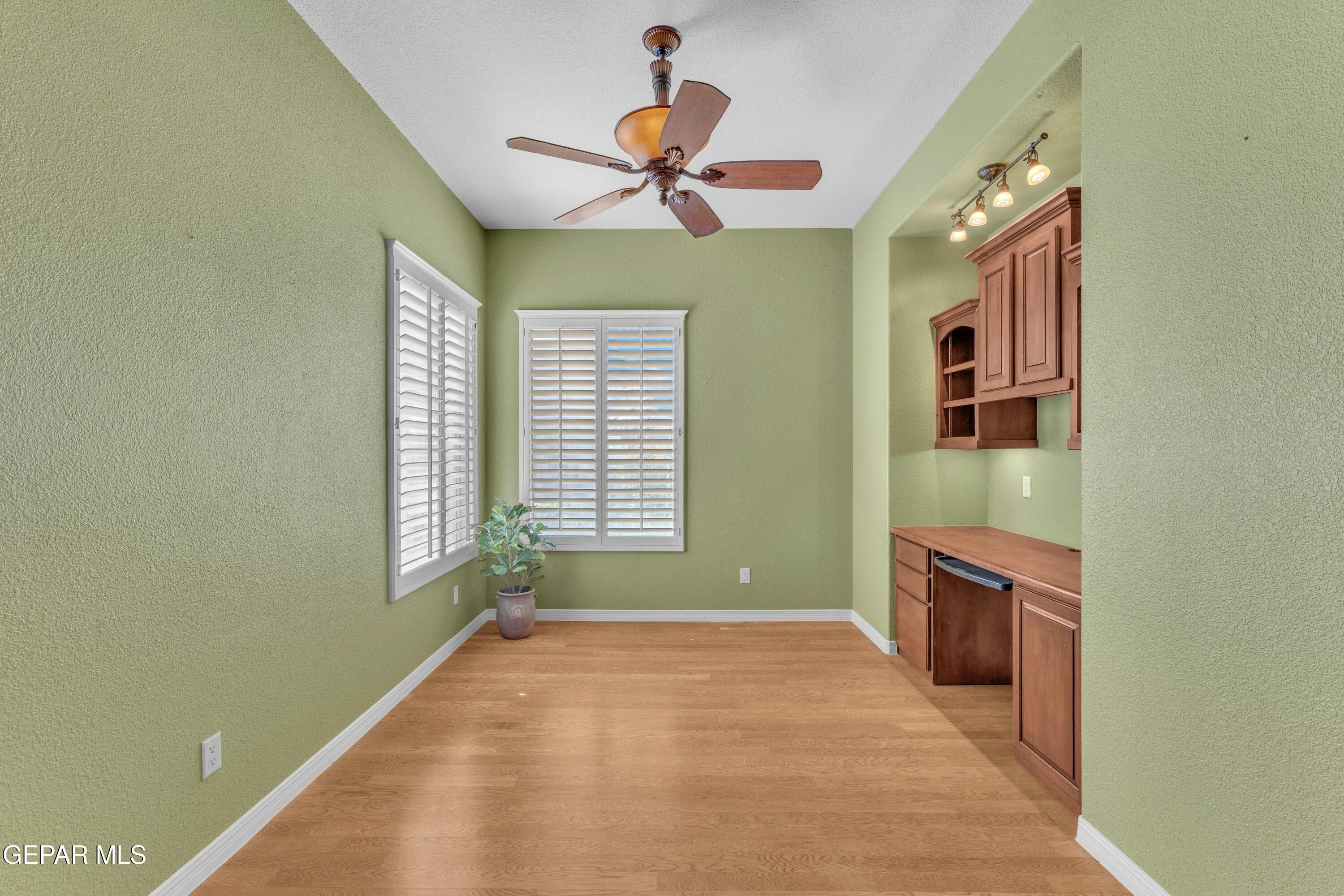 3336 TIERRA ALMA Lane