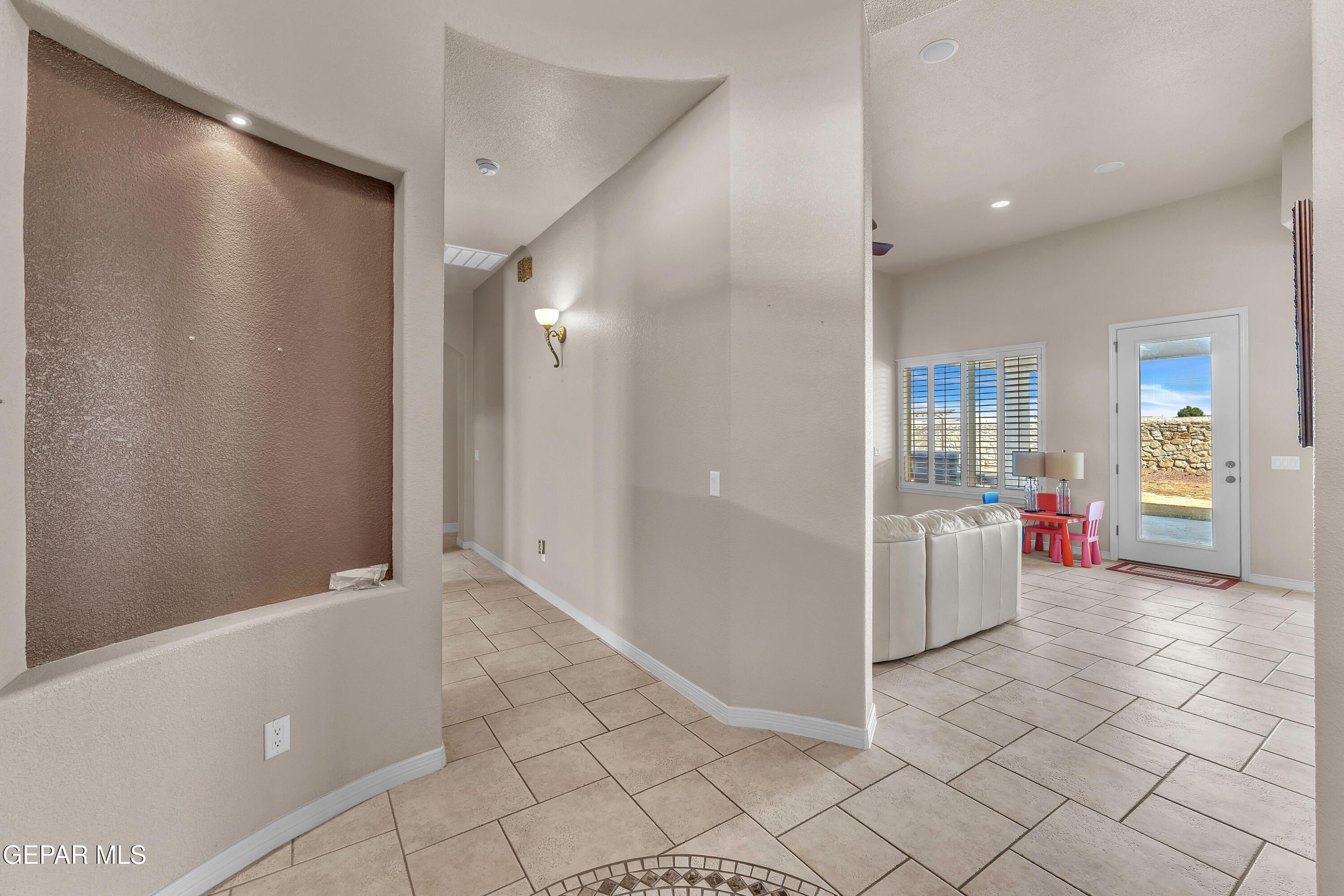3336 TIERRA ALMA Lane