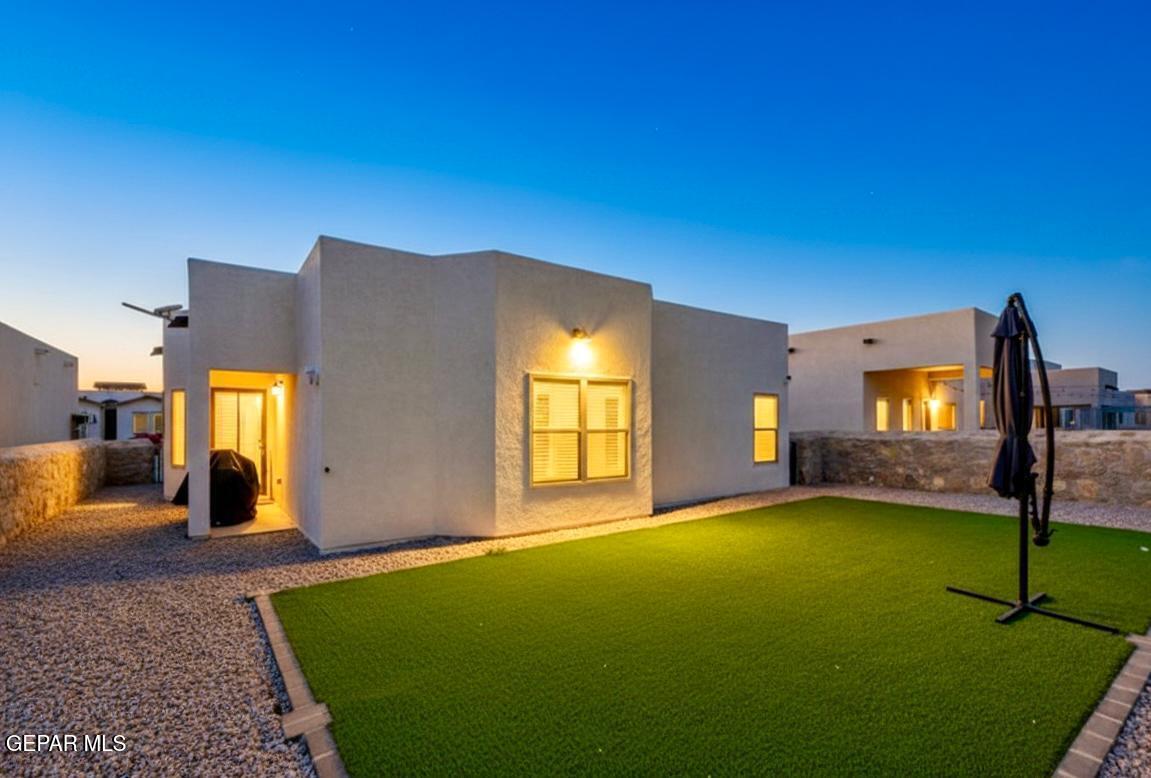 13828 Summer Story Avenue