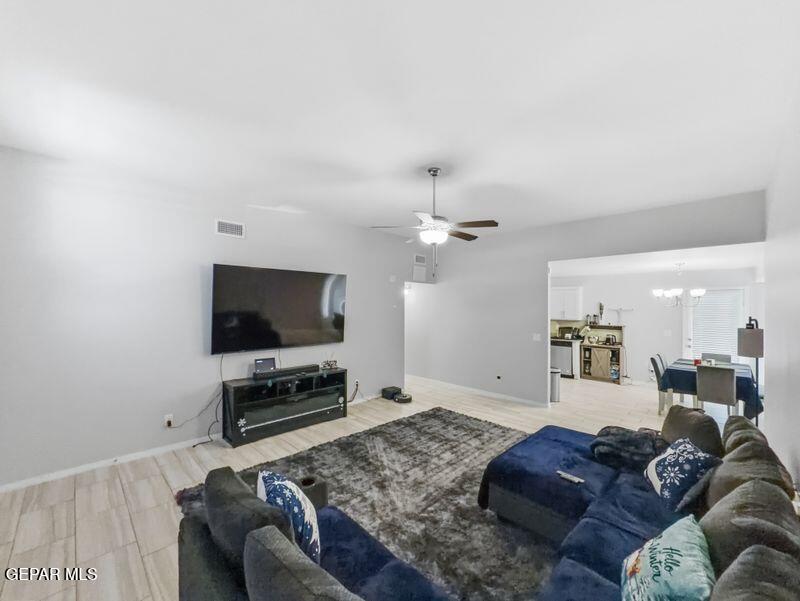 13828 Summer Story Avenue