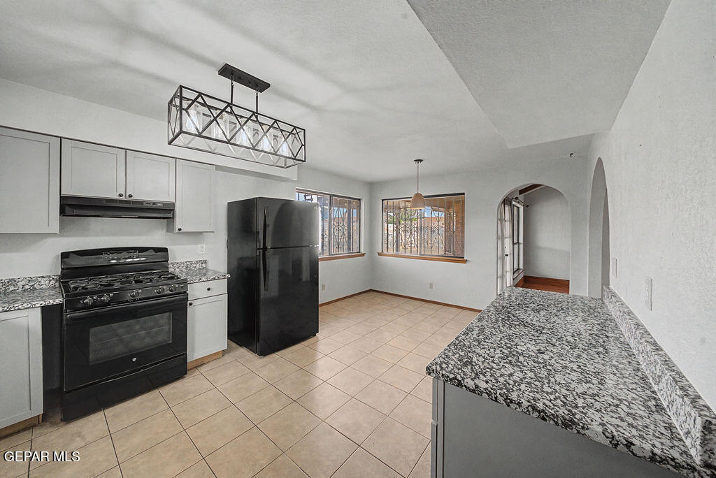 4543 CROTON Circle