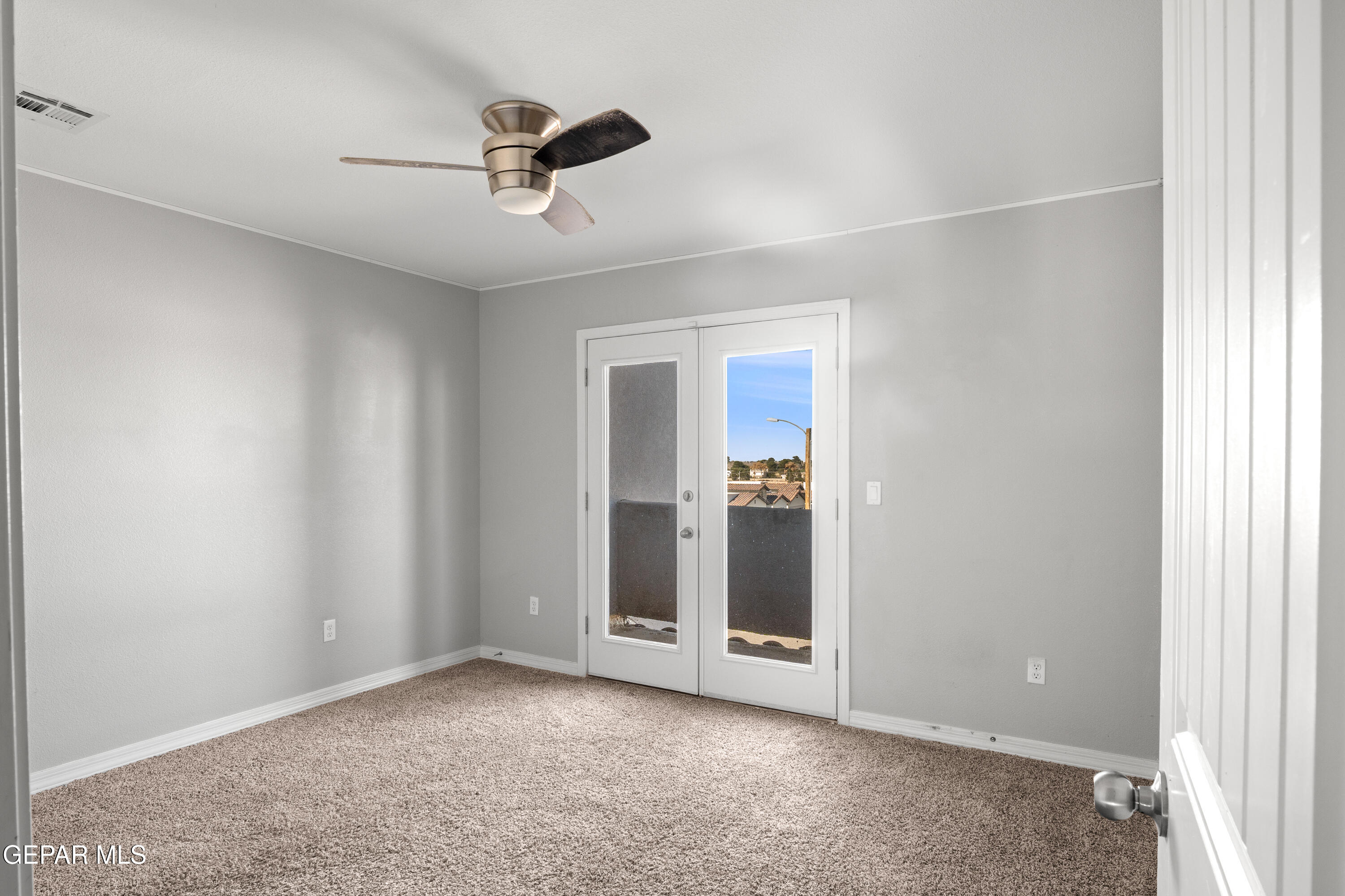 13636 Glen Vista Lane