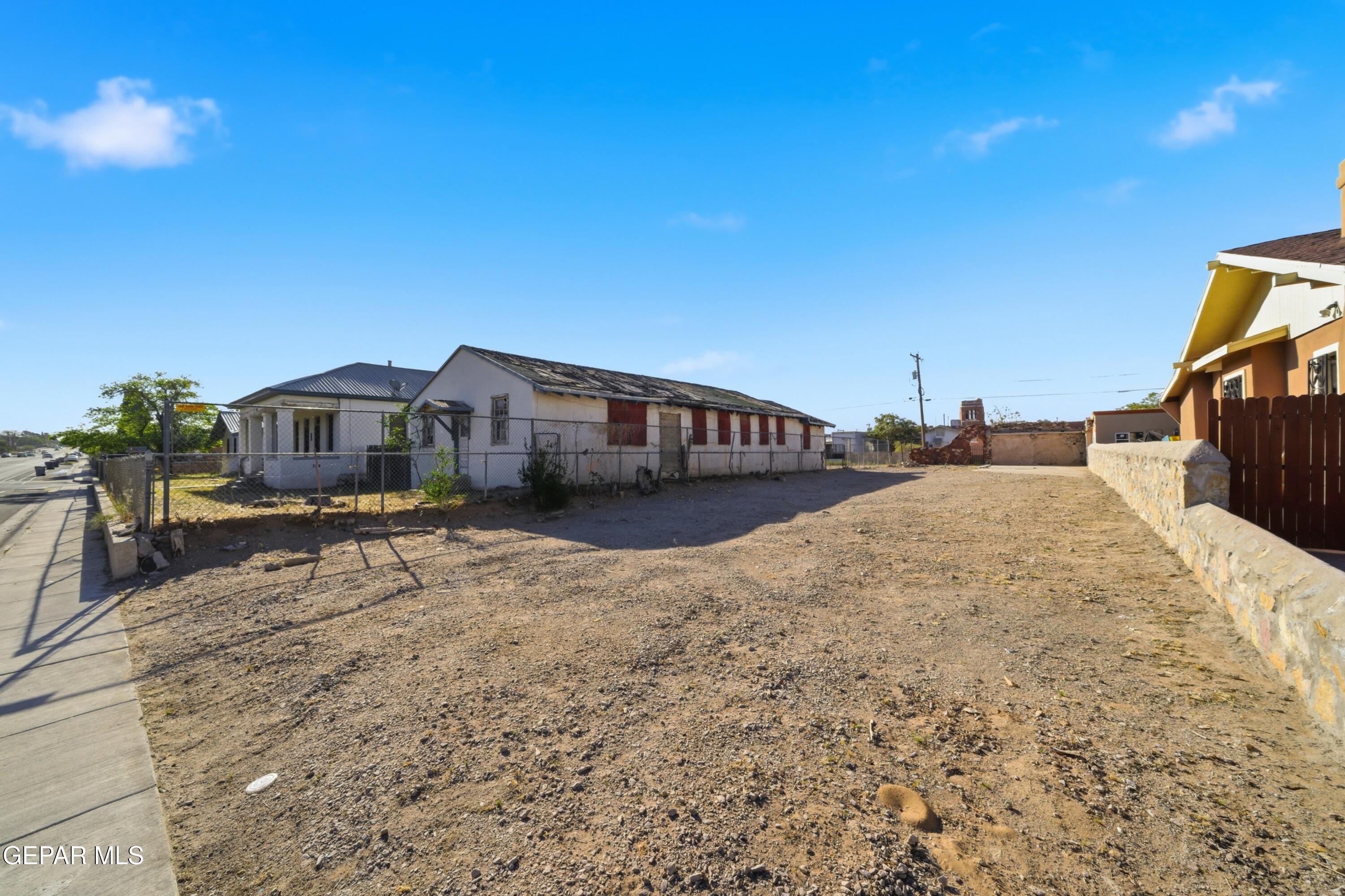 3812 TROWBRIDGE Drive