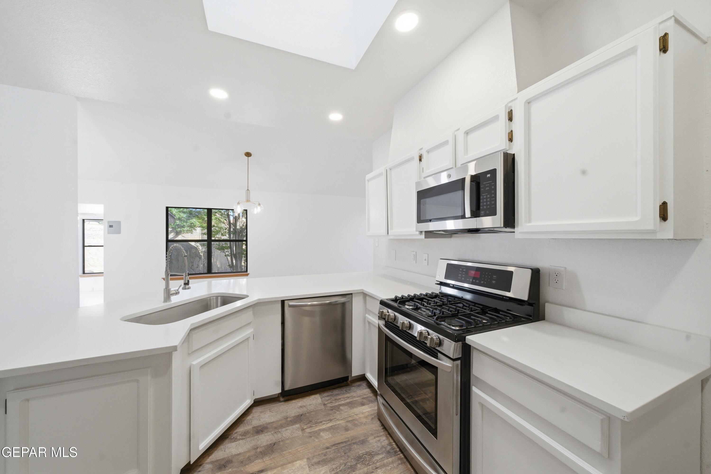 3197 LONESOME DOVE Circle