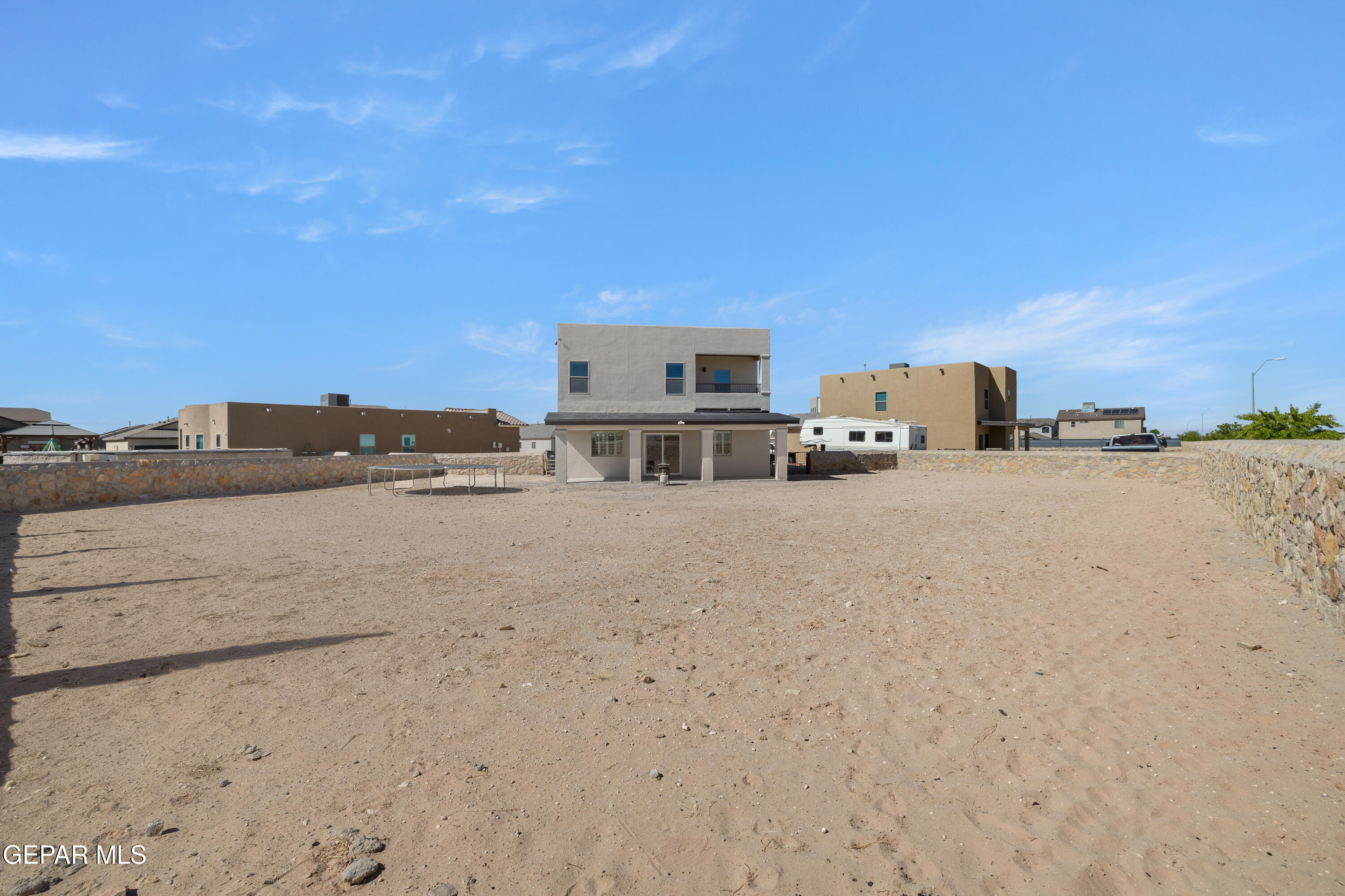 13913 Villa Vista Avenue