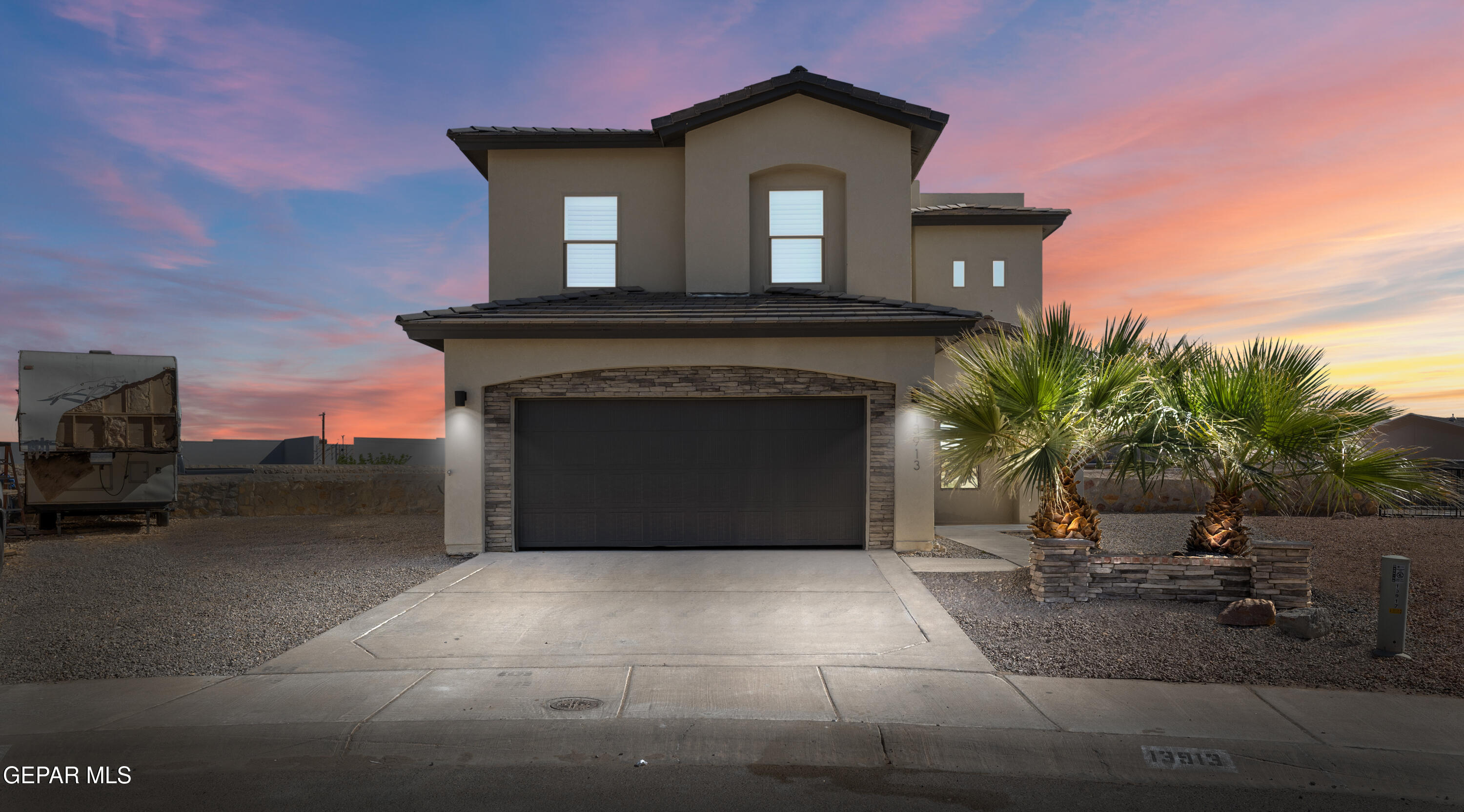 13913 Villa Vista Avenue