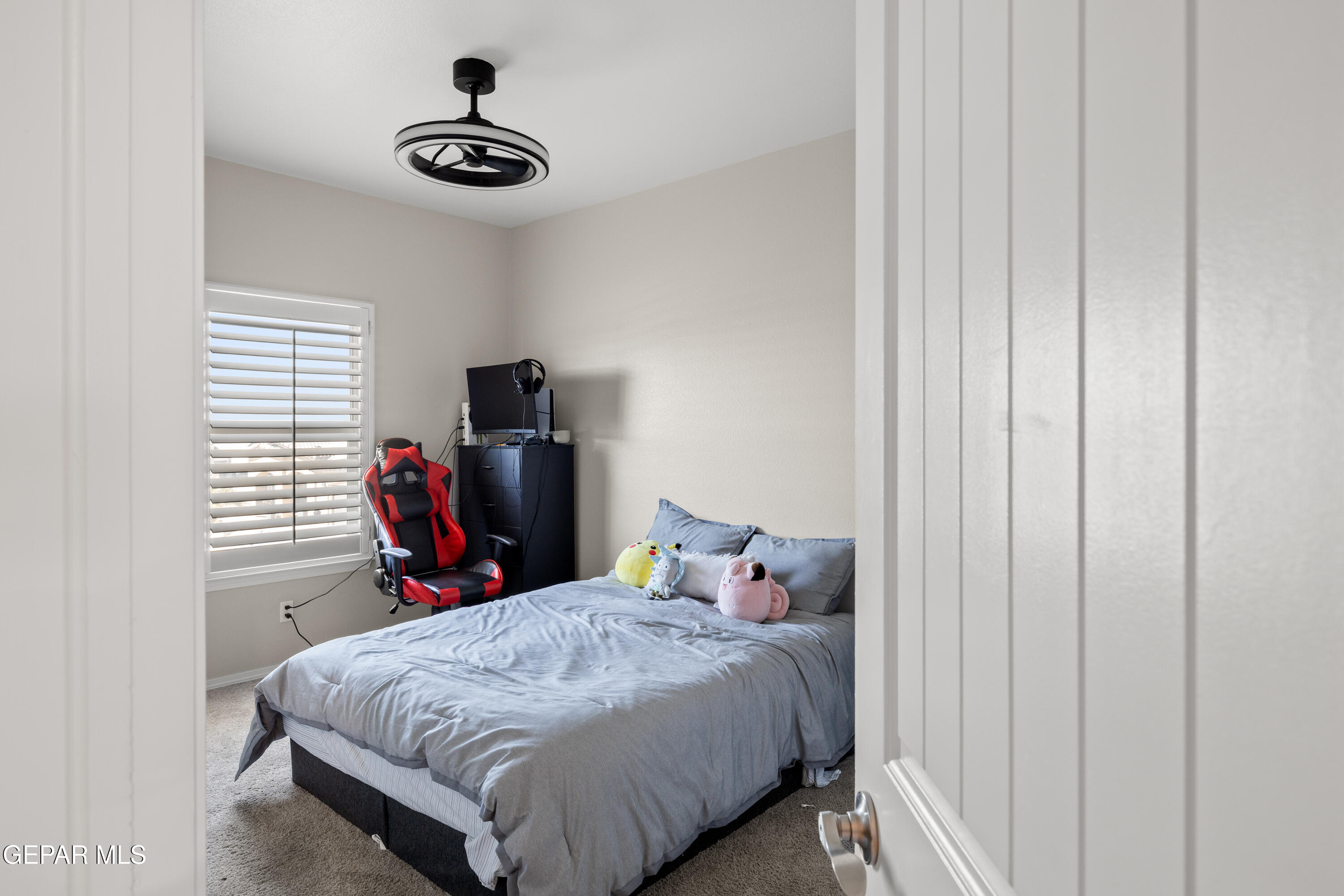 13913 Villa Vista Avenue