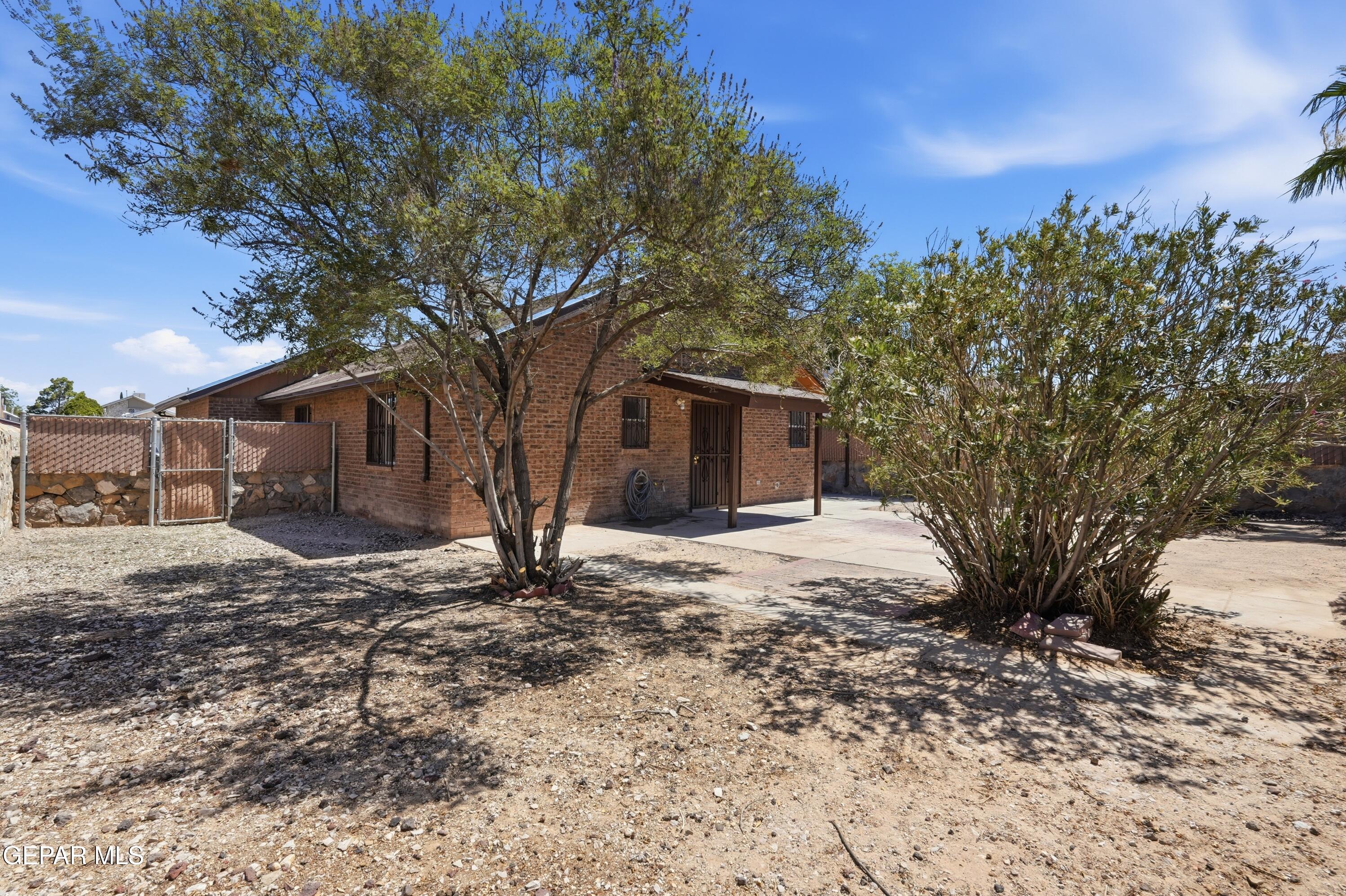 12224 PEDRO FIGARI Avenue