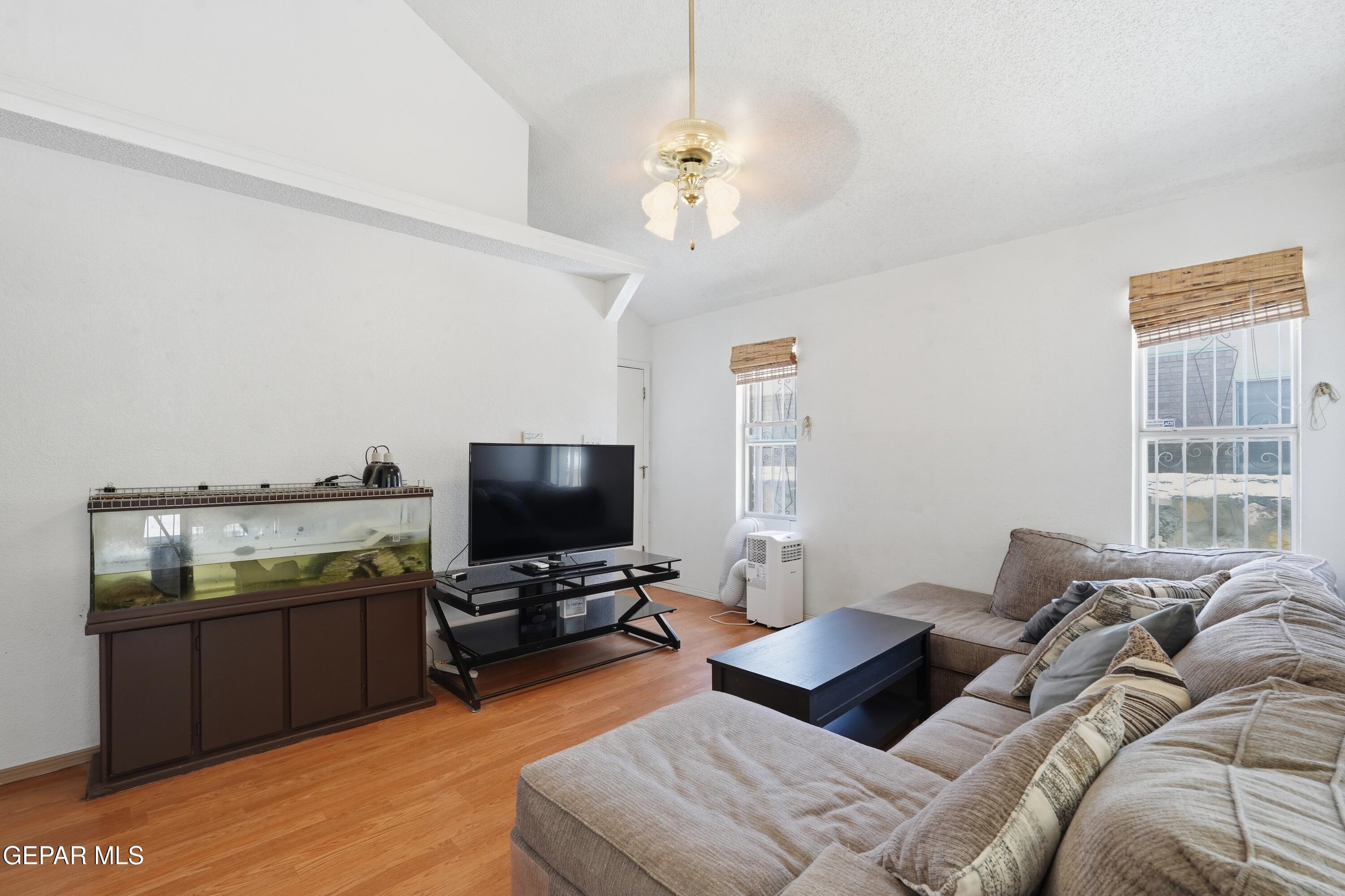 12224 PEDRO FIGARI Avenue