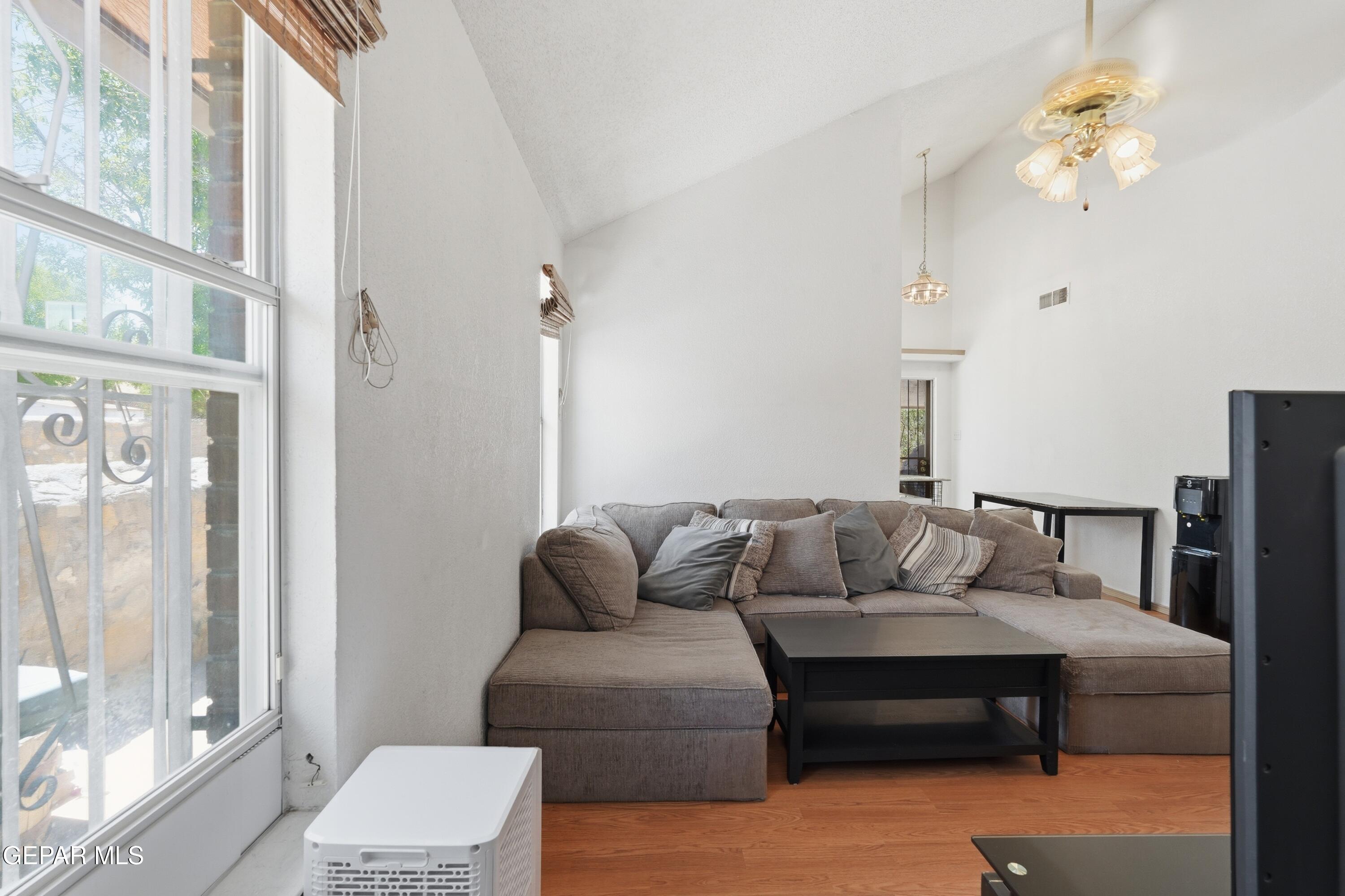 12224 PEDRO FIGARI Avenue