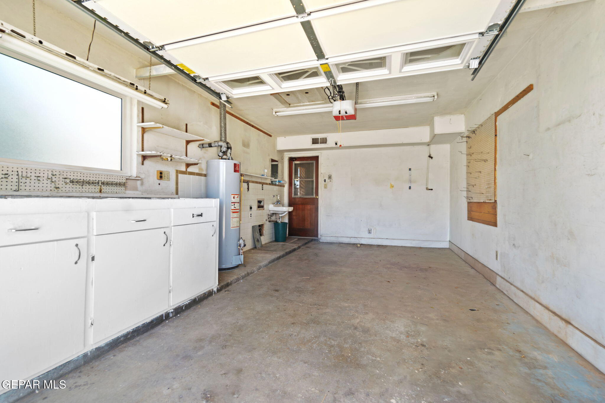 10125 CHEZELLE Drive