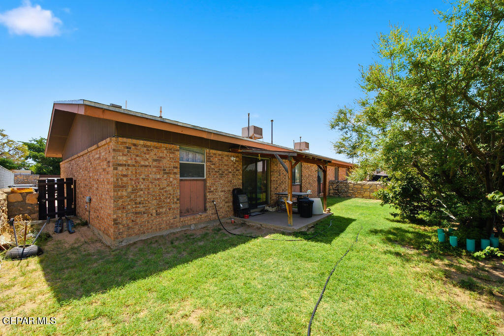2701 RED SAILS Drive AD