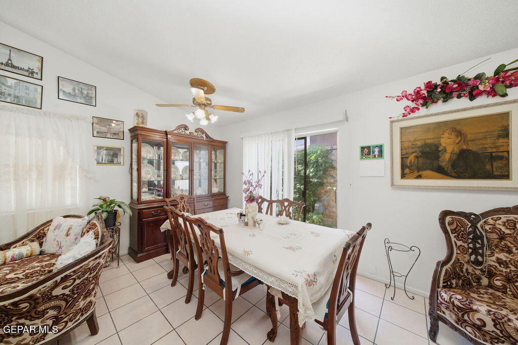 2701 RED SAILS Drive AD