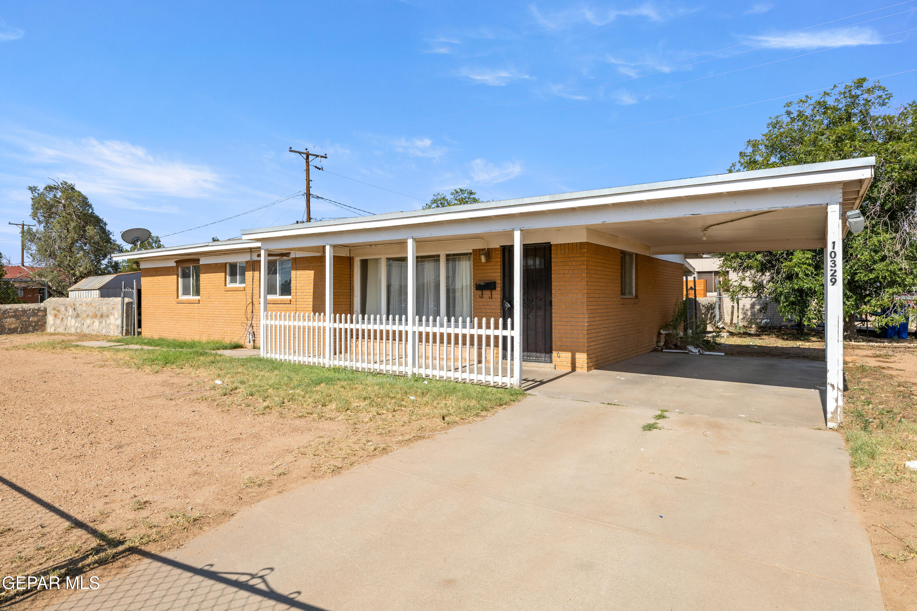 10329 MCCOMBS Street