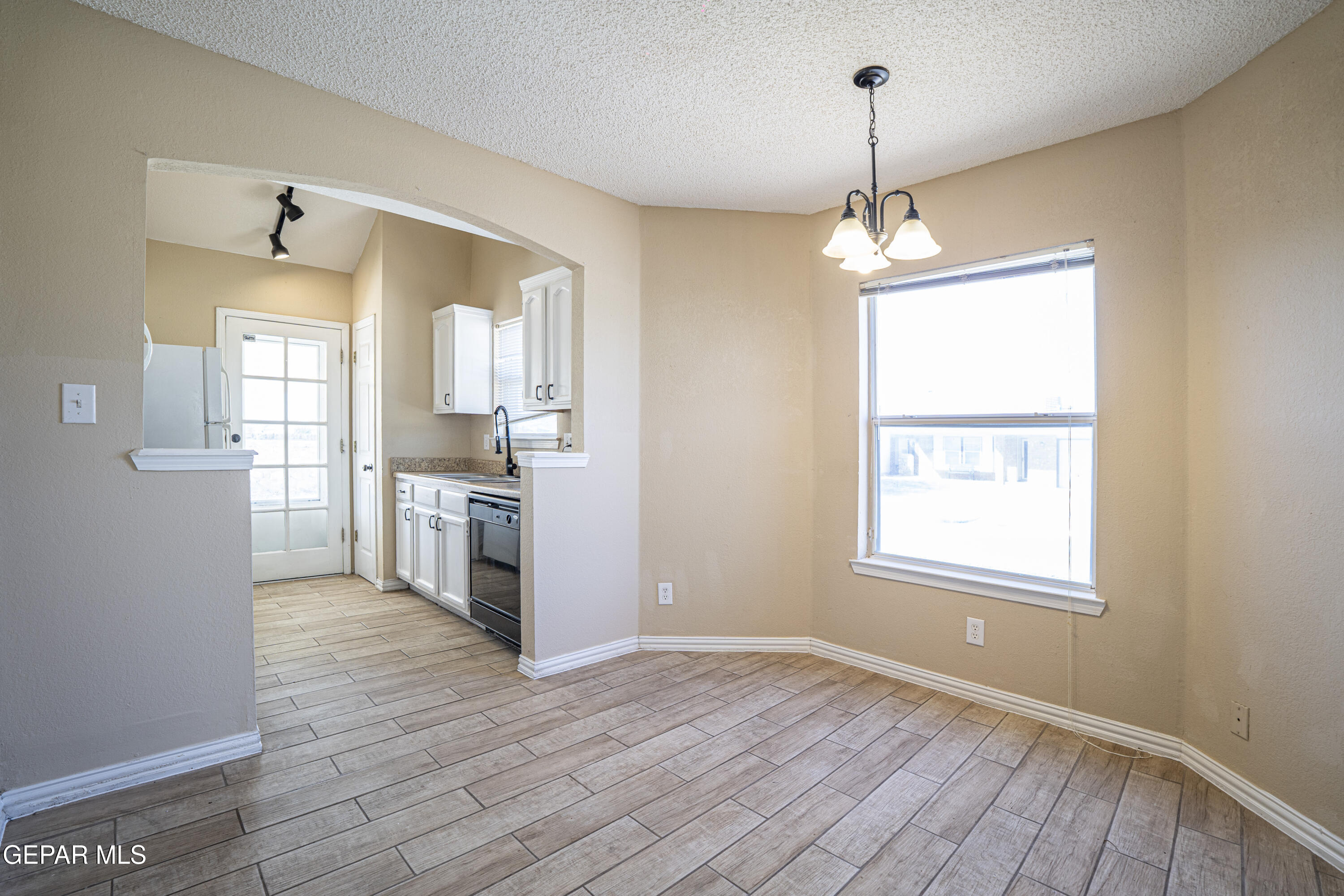 11000 Thatcher Pond Lane