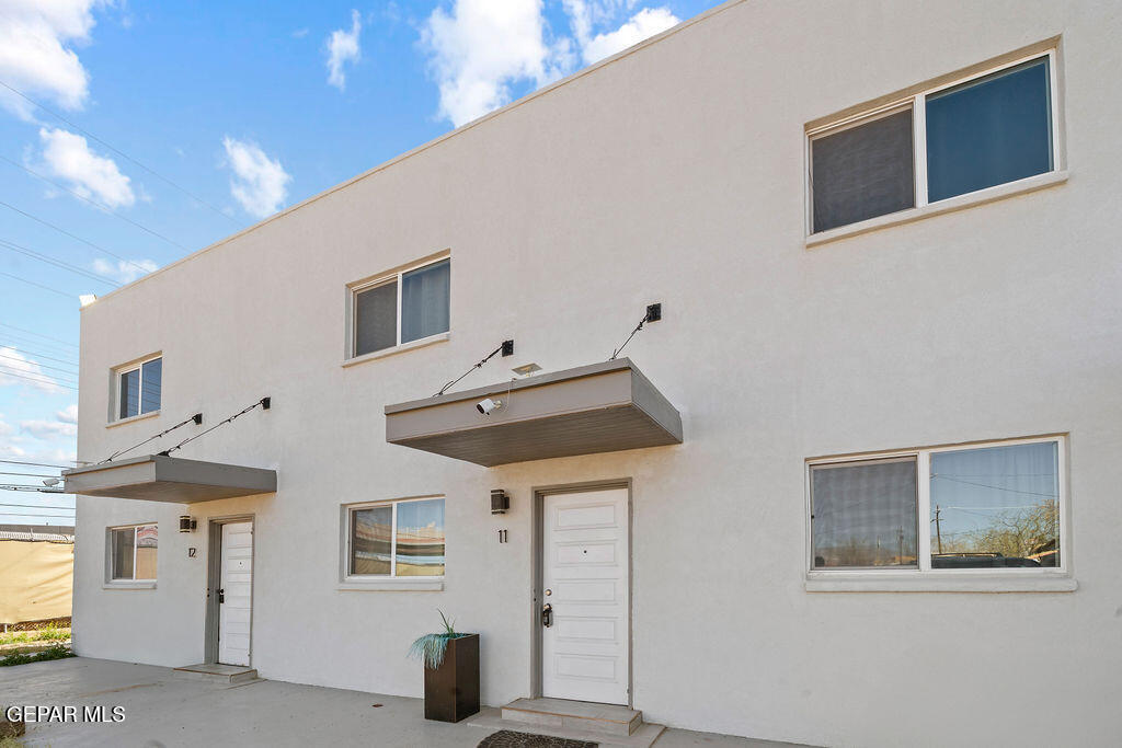 7441 Alameda Avenue 11