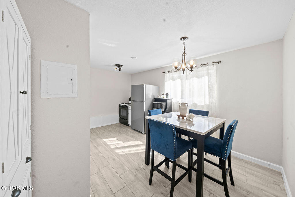 7441 Alameda Avenue 11
