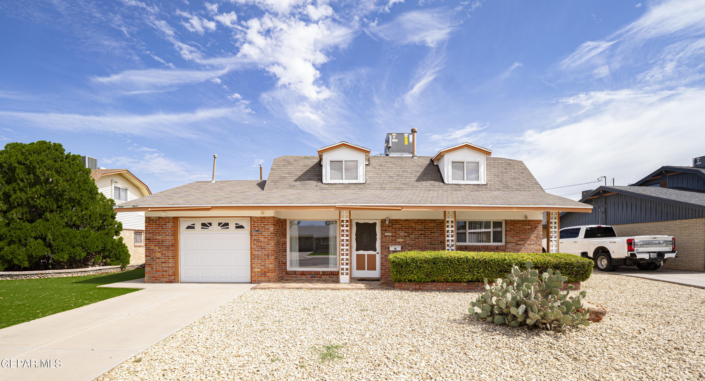 10125 CHEZELLE Drive