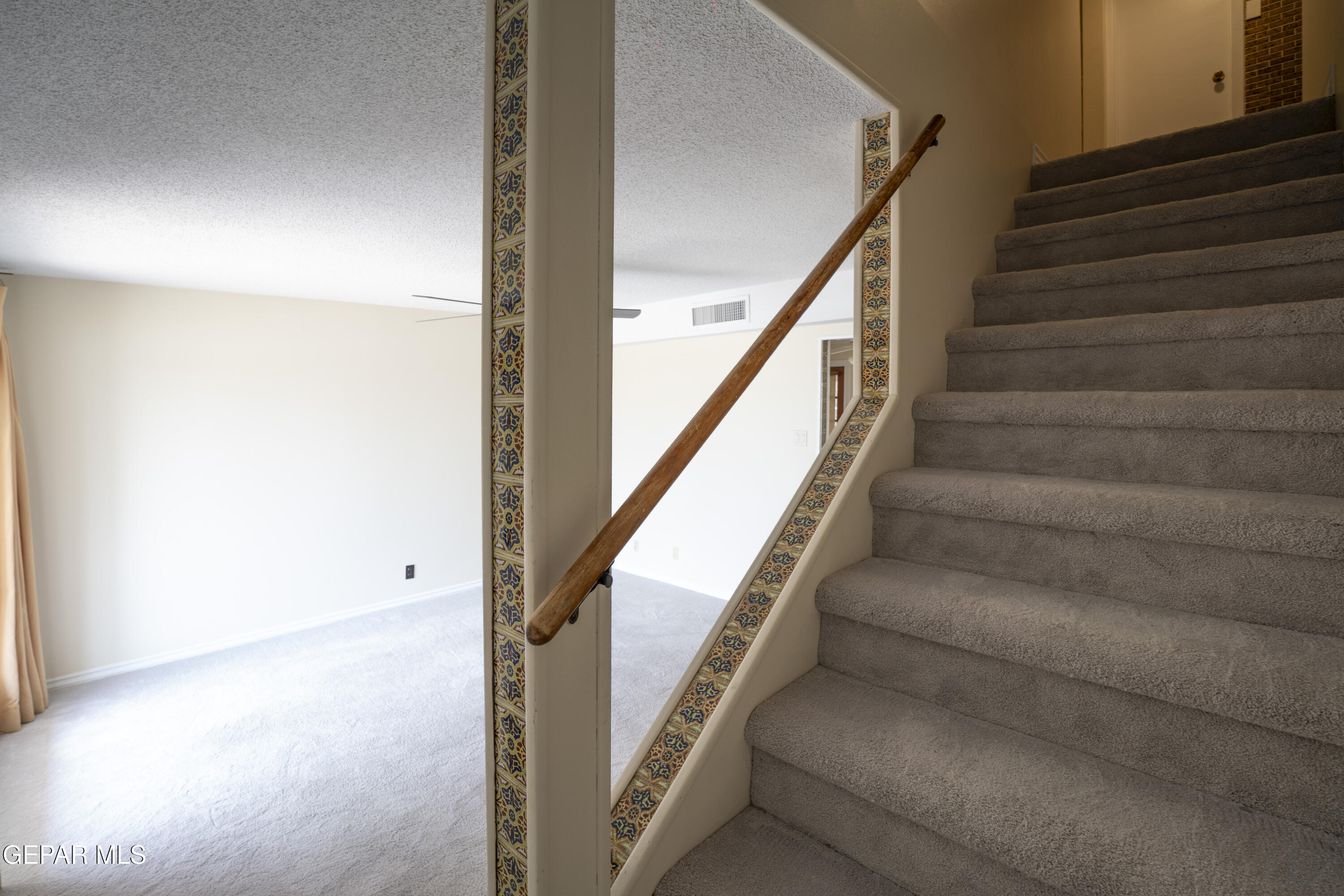 10125 CHEZELLE Drive