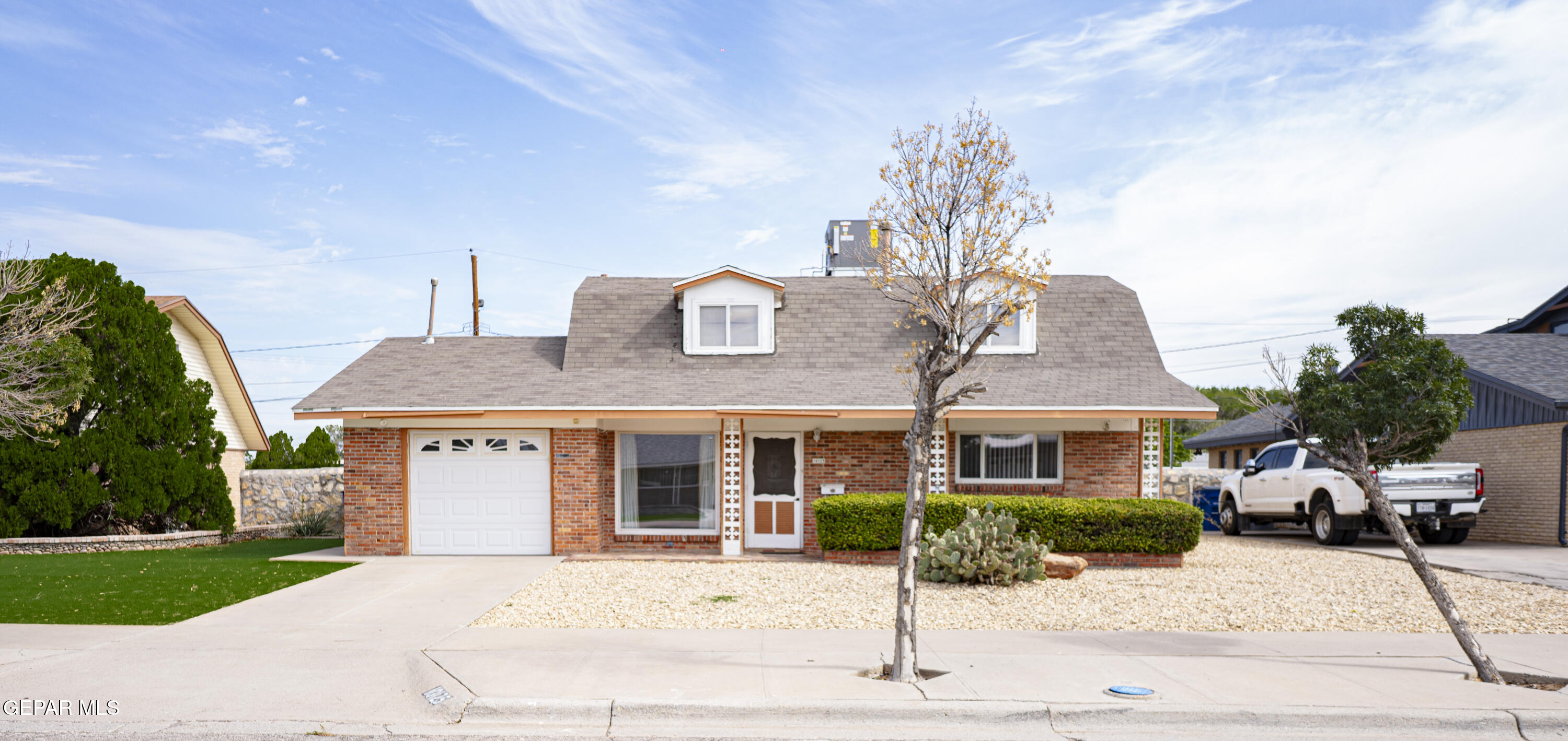 10125 CHEZELLE Drive