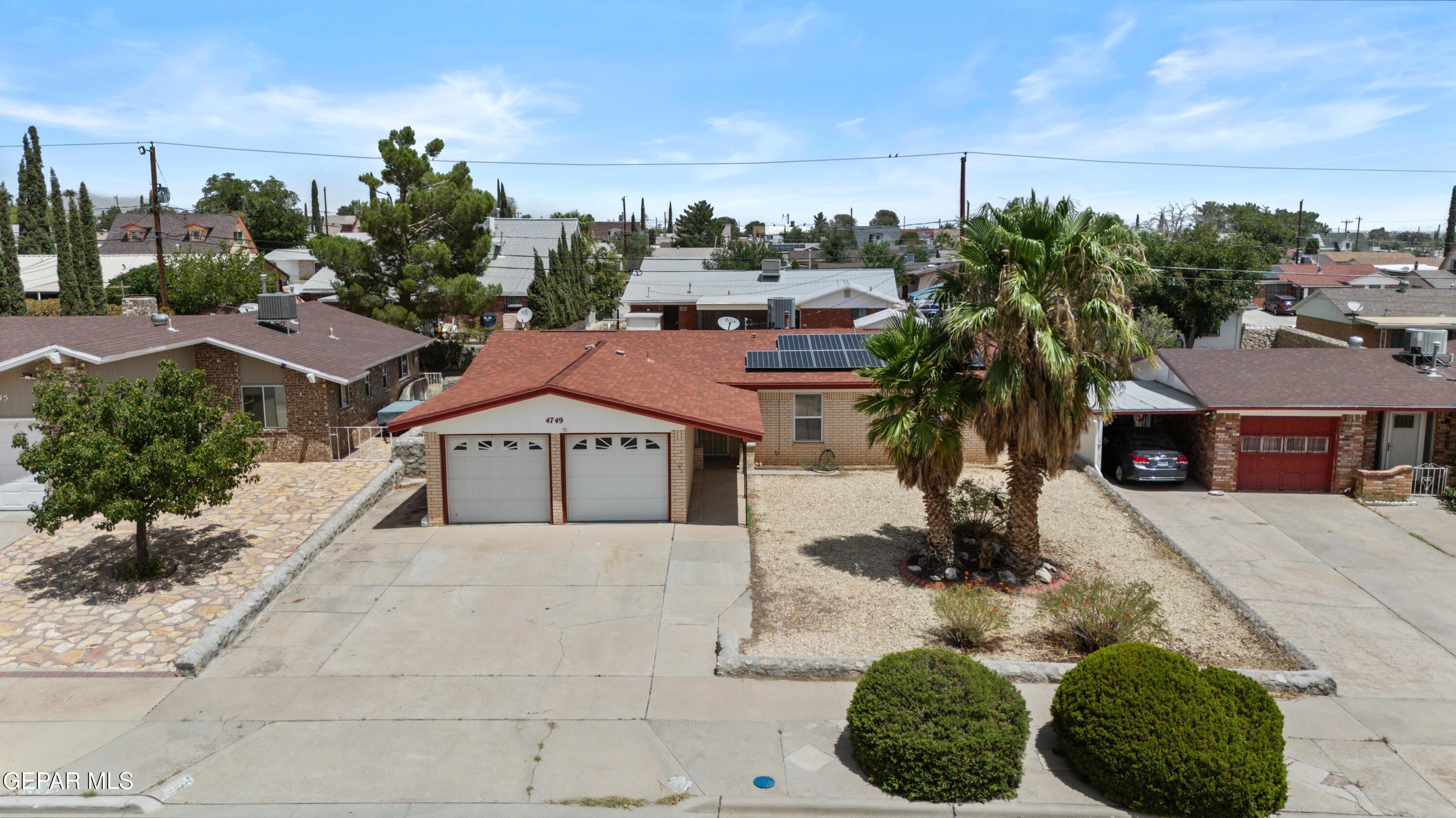4749 TUMBLEWEED Avenue