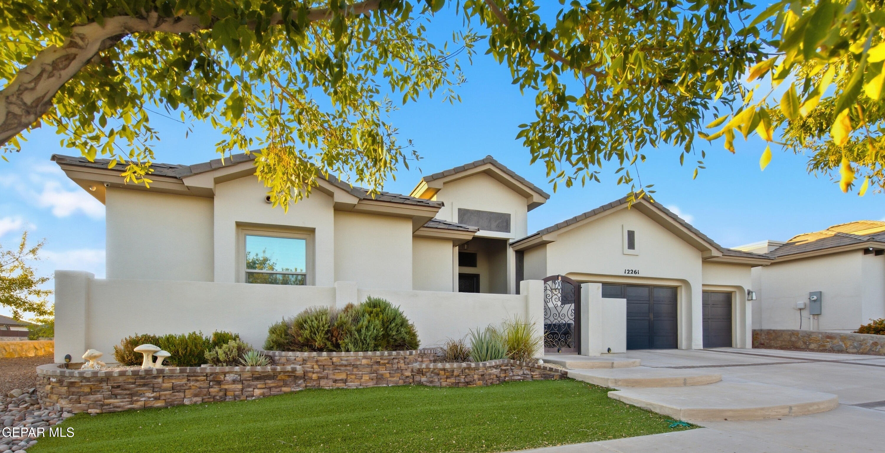 12261 CLIFTON HILL Road