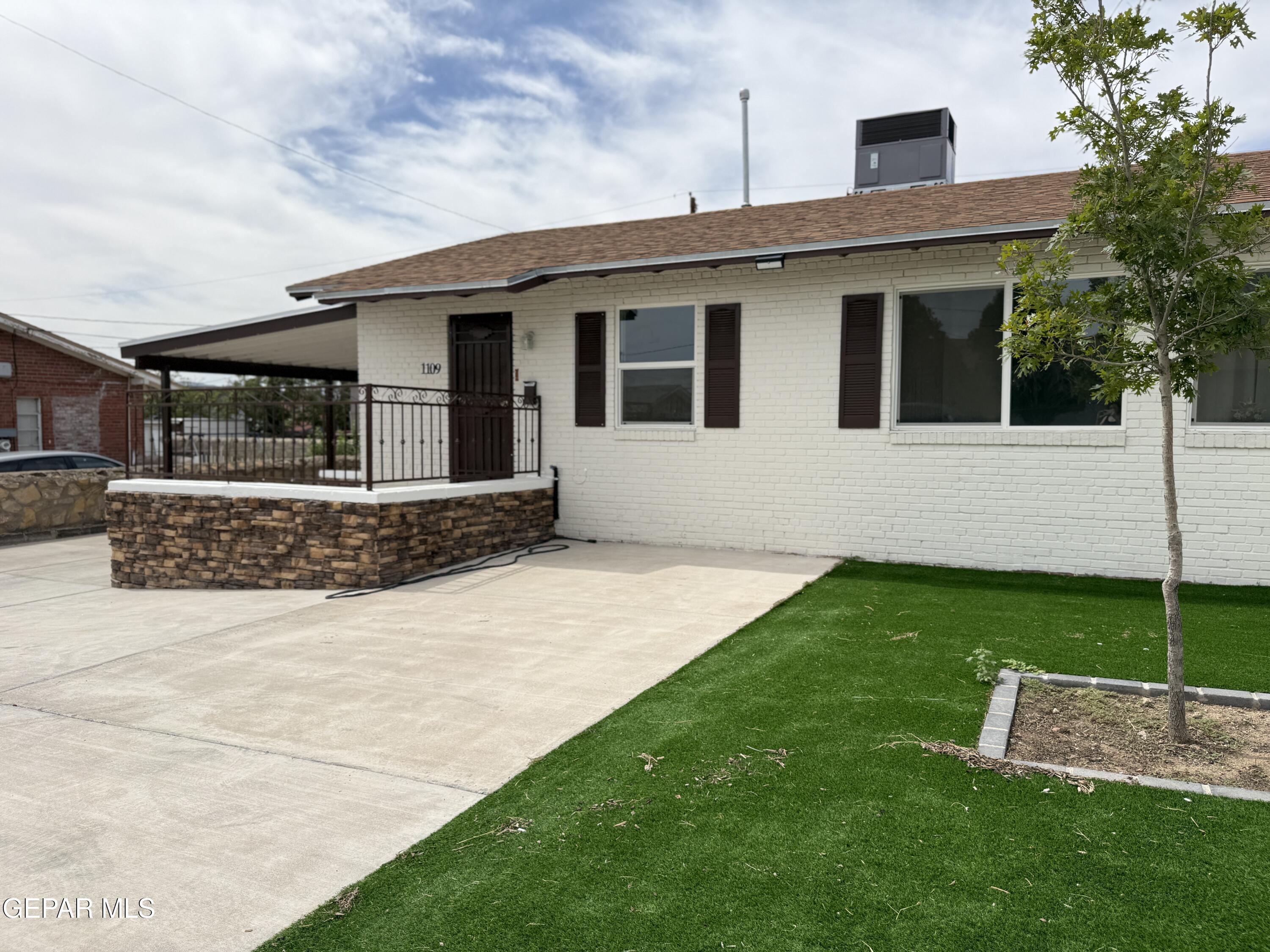 1109 Huckleberry Street