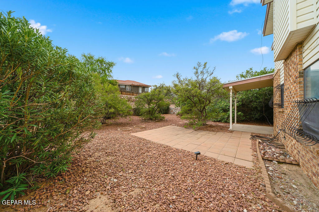 848 CLOUDBURST Drive