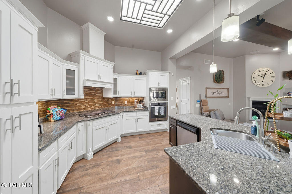 14905 HOLLY SPRINGS