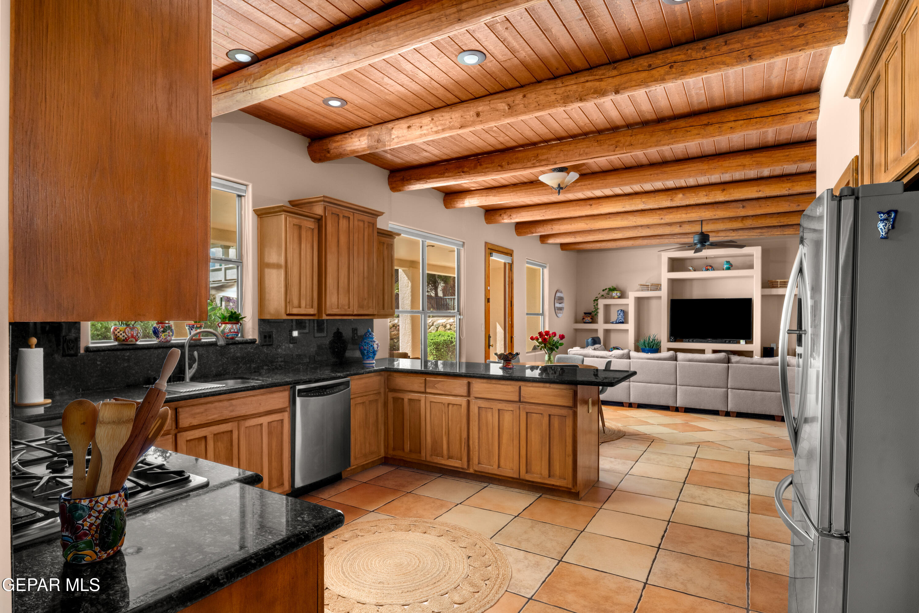 1142 CALLE PARQUE Drive