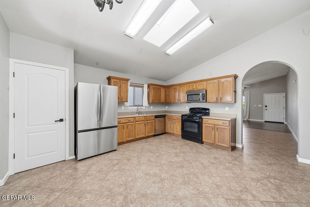 3976 TIERRA VENADO Drive