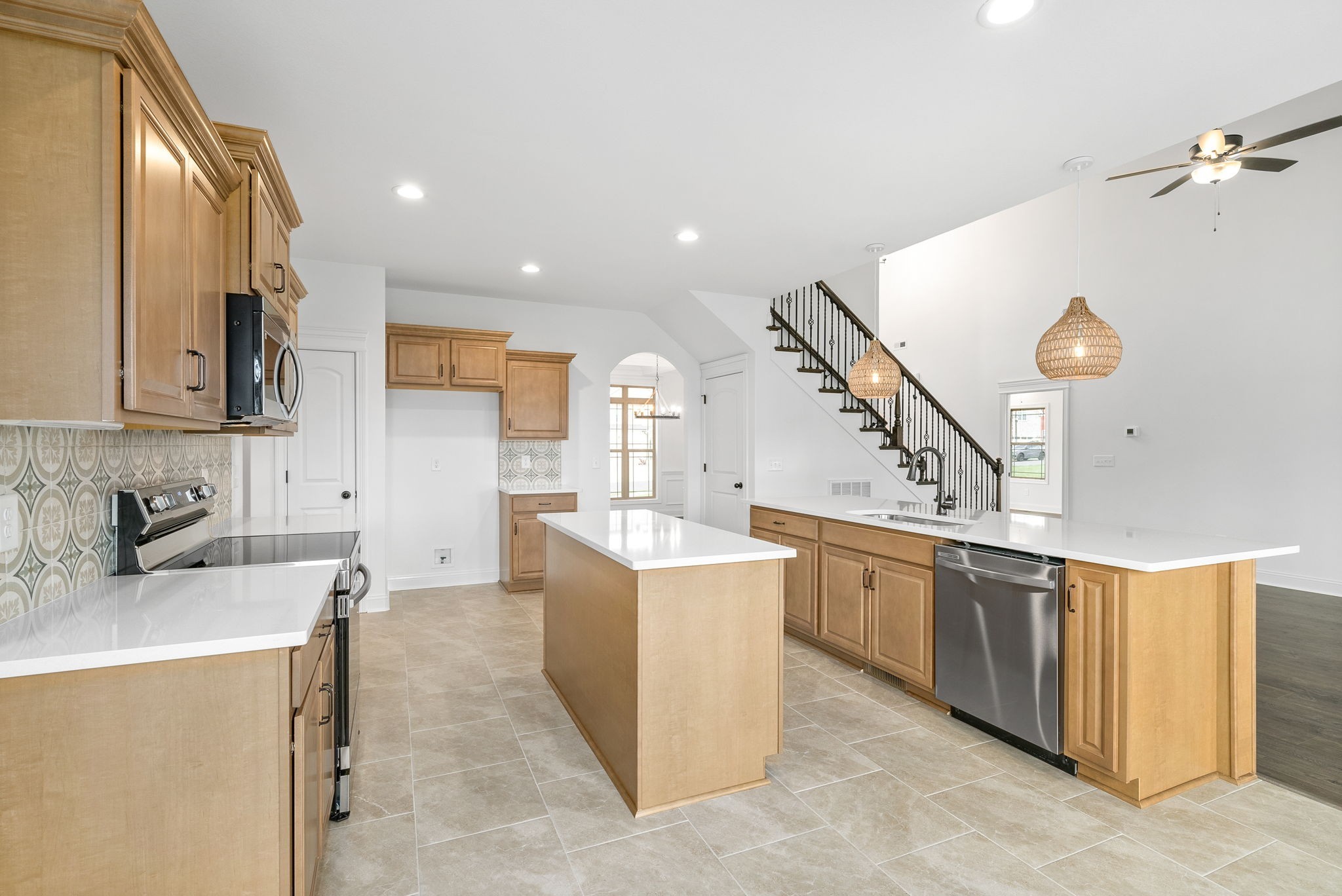 506 Cresthaven Ln
