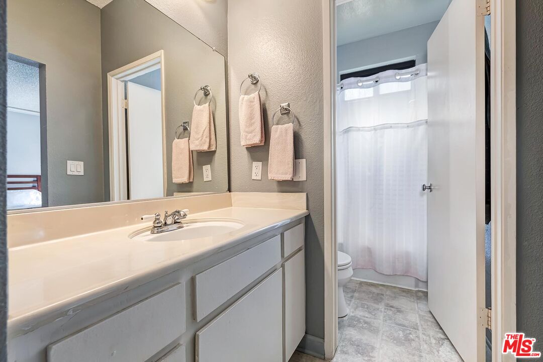 8162 Manitoba St Unit: 104
