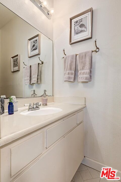 8162 Manitoba St Unit: 104
