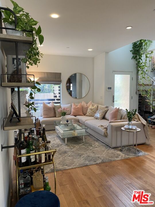126 Pacific St Unit: 3