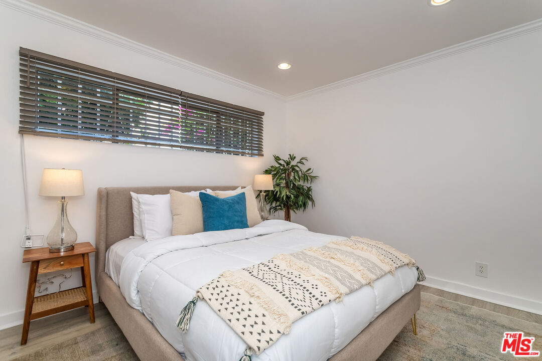 608 Strand St Unit: 3