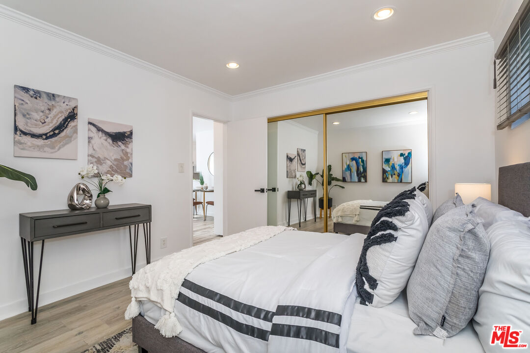 608 Strand St Unit: 3