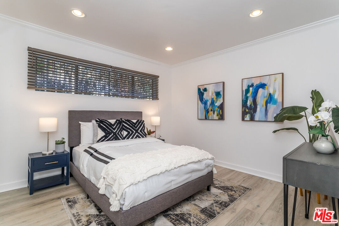 608 Strand St Unit: 3