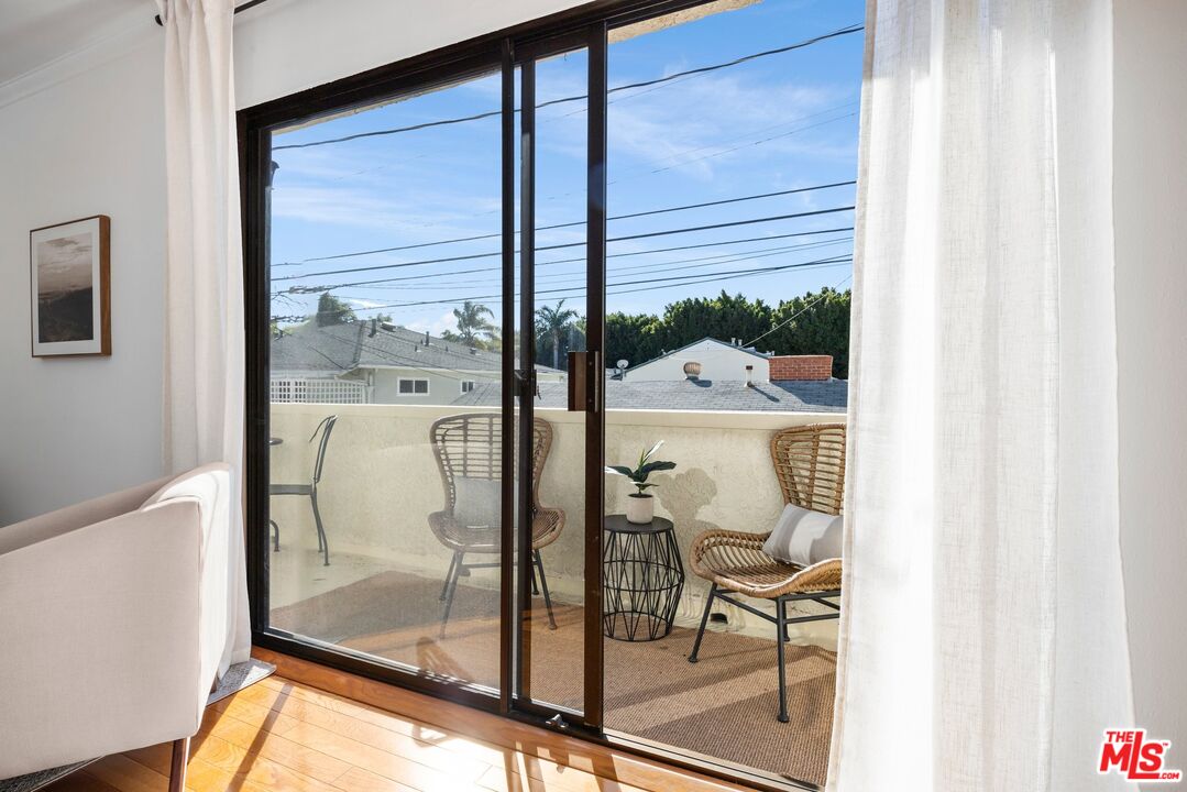 908 21st St Unit: 6