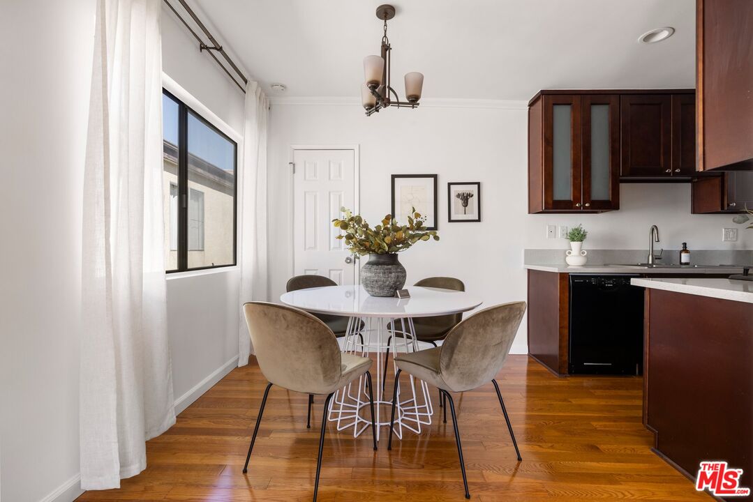 908 21st St Unit: 6
