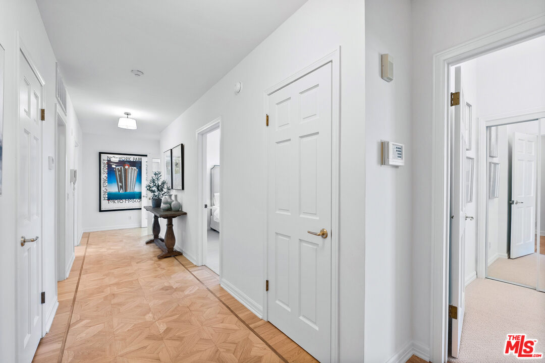 1044 5th St Unit: 202