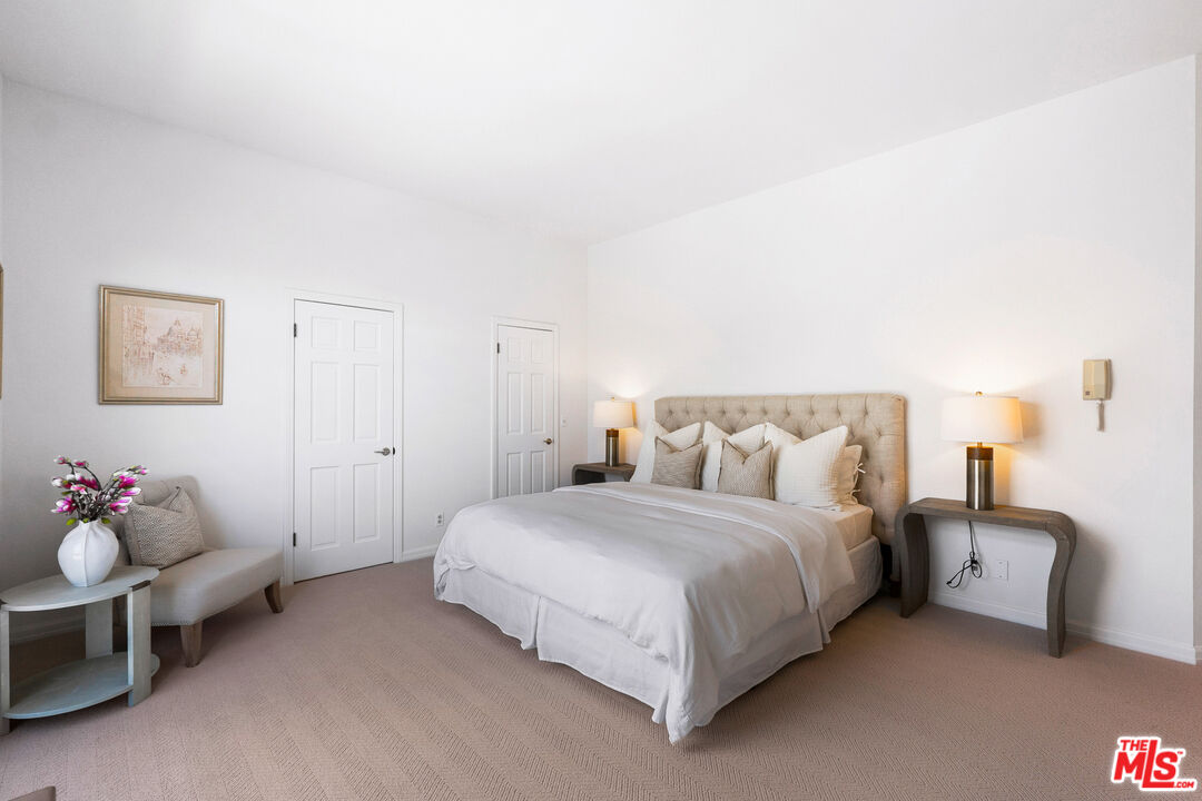 1044 5th St Unit: 202