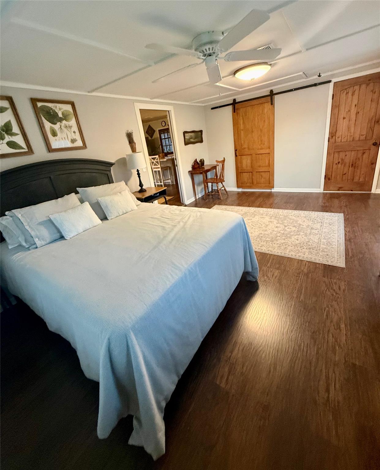 401 Chinaberry Lane