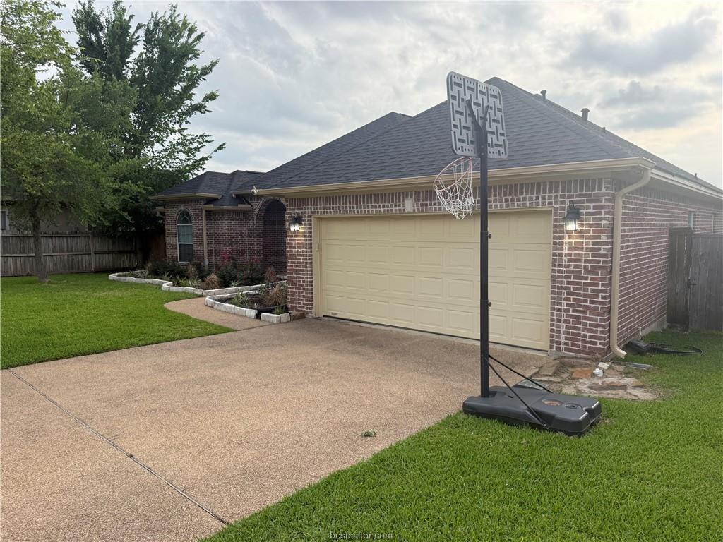 4414 Woodland Ridge Drive