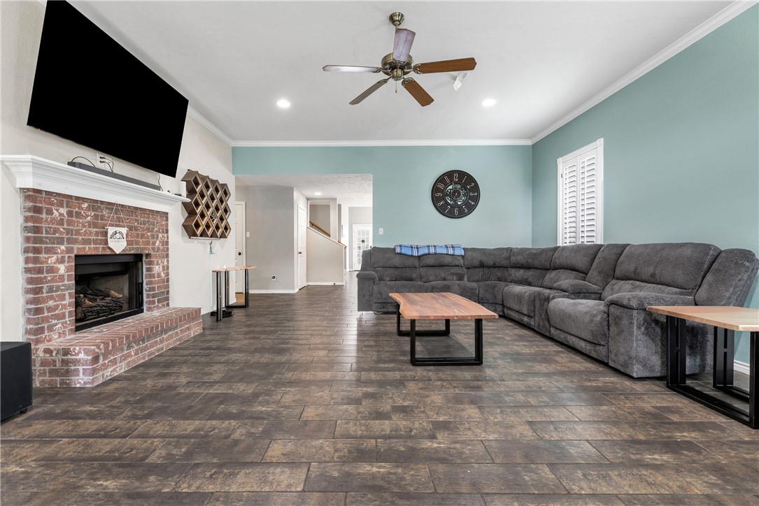 910 Dove Landing Avenue
