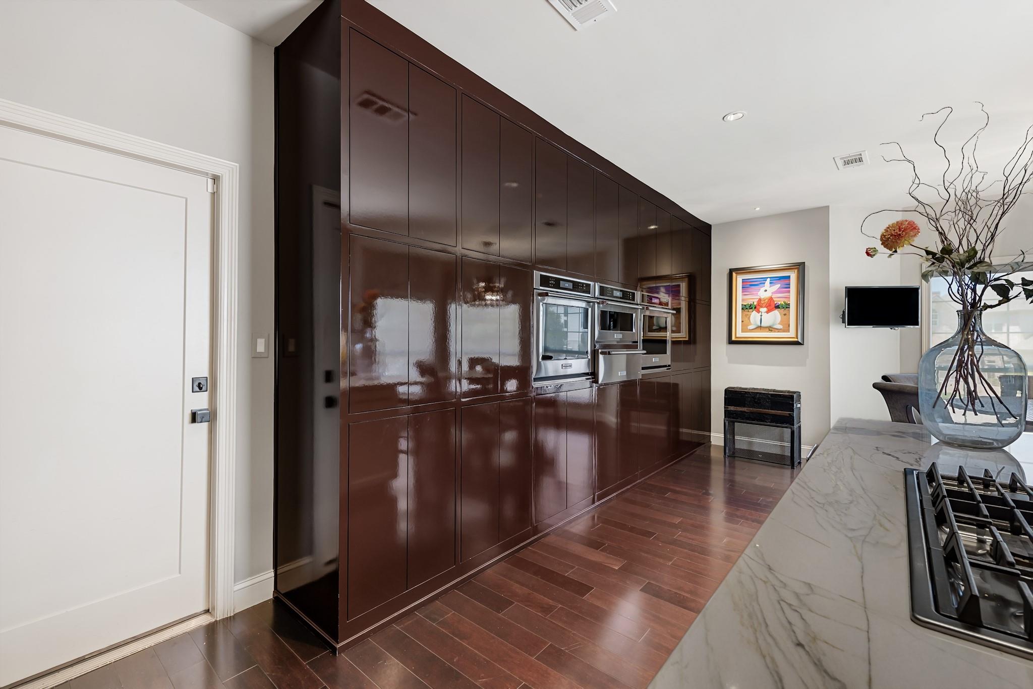 907 Grand Oaks Circle