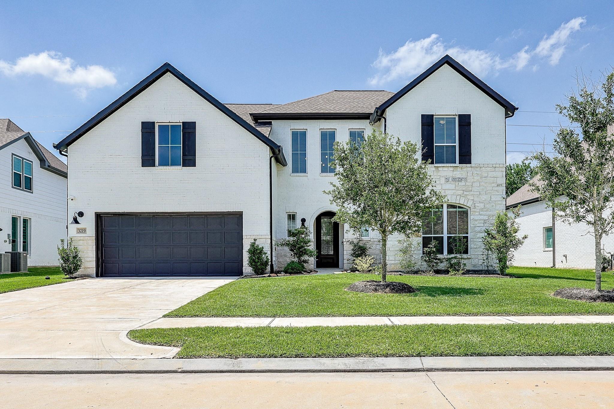 3219 Marlene Meadow Way